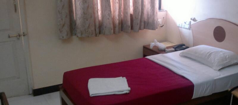 Yatri Nivas Hotel, Chitradurga 4